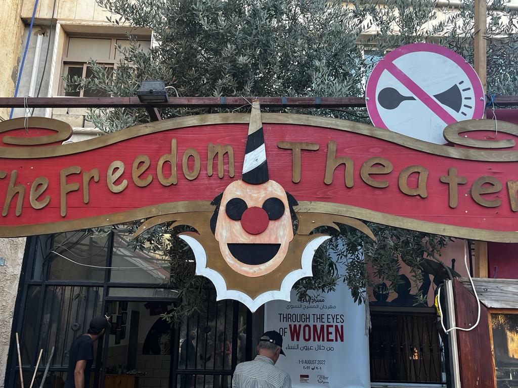 Freedom Theatre resistenza culturale nel campo profughi di Jenin